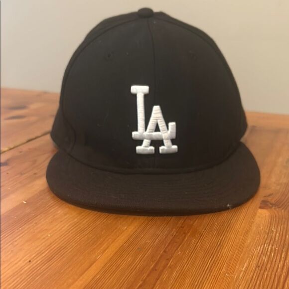 Los Angeles Dodgers MLB Black New Era Fitted Hat. Size 7 3/4 - Picture 1 of 4